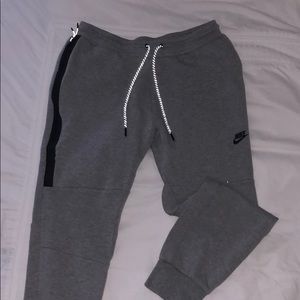 Men's Nike jogger size large